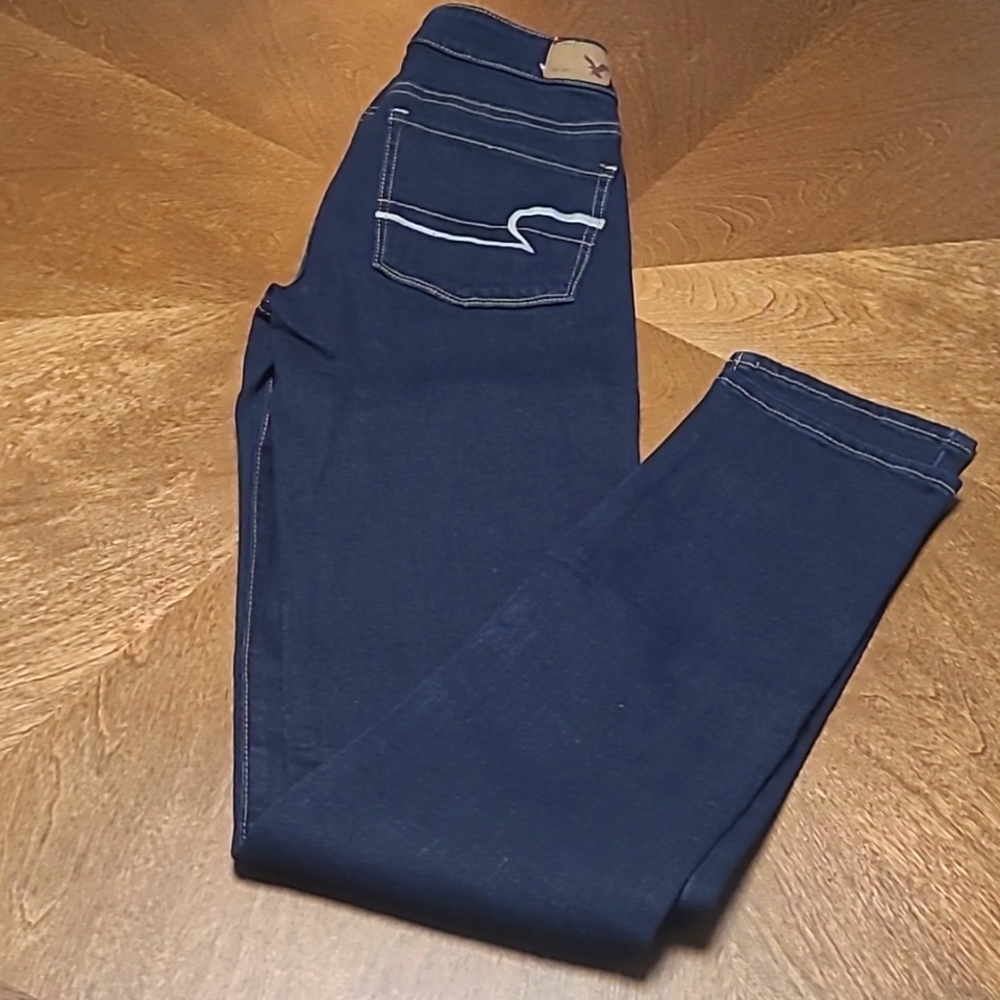 American Eagle Size 2 Skinny Jeans